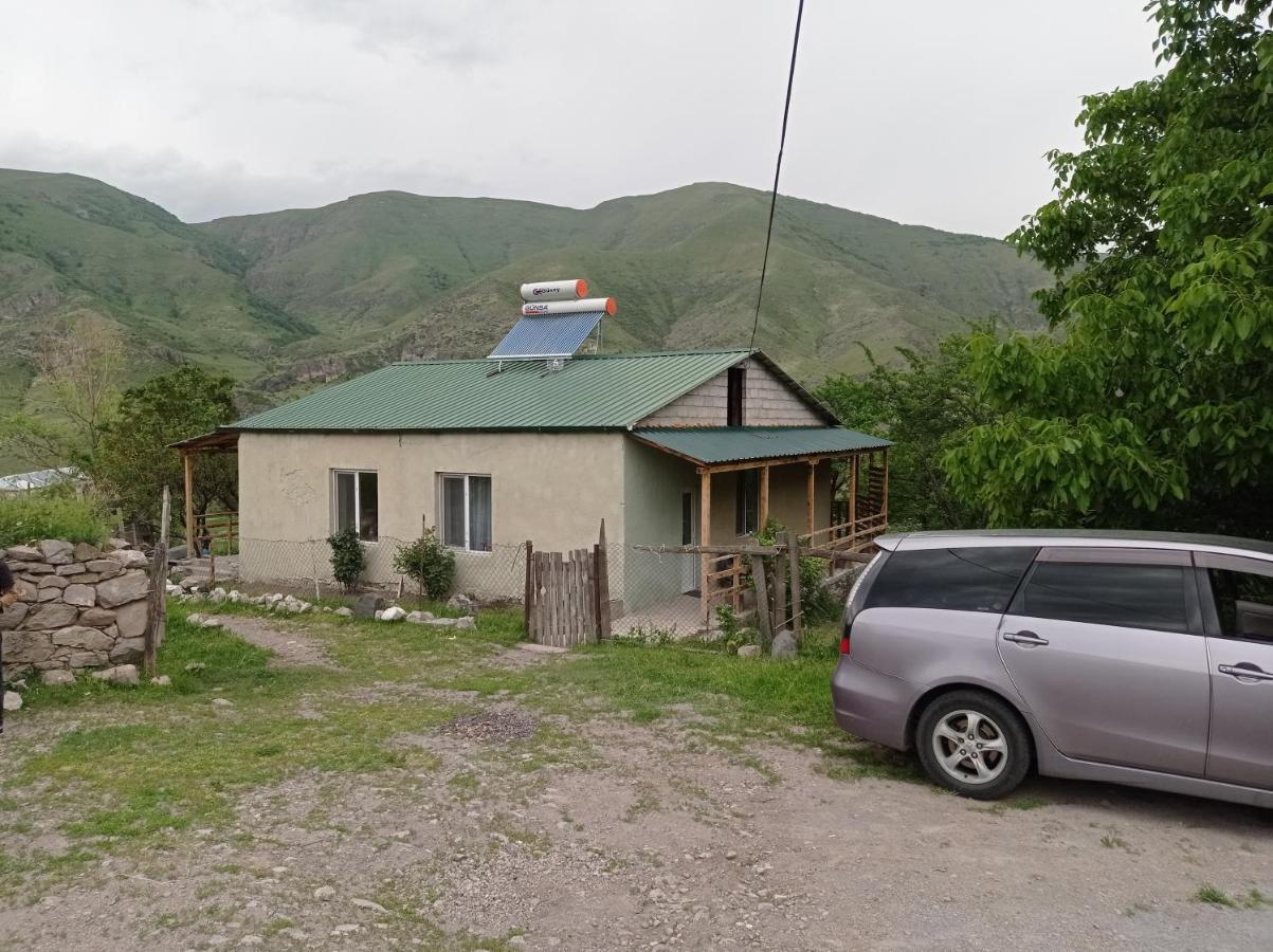Mesxta Hotel Nakalakevi Exterior photo